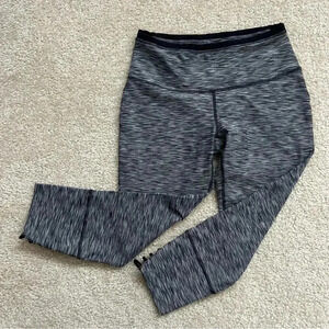PrAna Women’s Tori Capri Crop Leggings Yoga Workout Gray Black W4TORI115 Small.